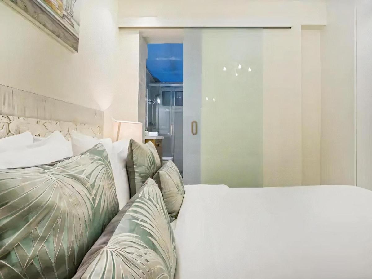Sitges Spaces Mediterranean Apartments 4 Bedroom, 4 Bathroom, Huge Terrace, Jacuzzi- Sleeps 9 Εξωτερικό φωτογραφία